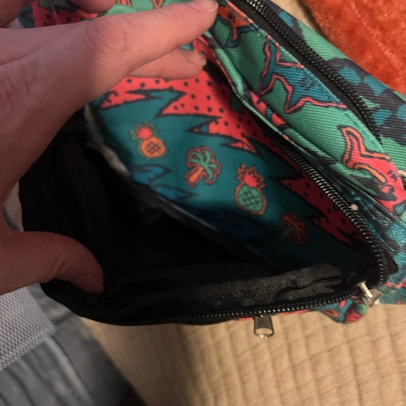 Maui and sons Fanny pack - Picture 3 of 3